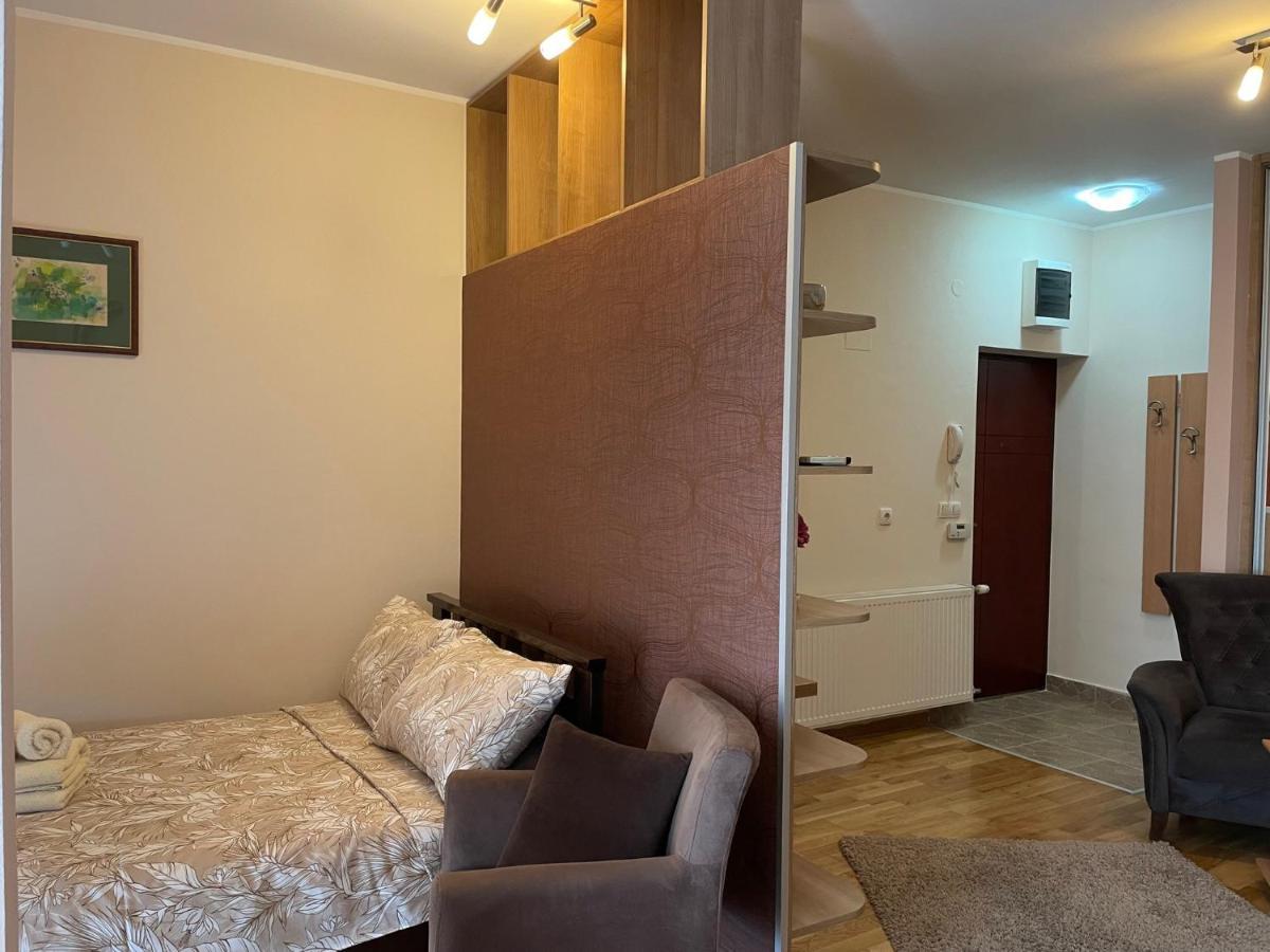 Lux Apartment Kotez Pančevo Eksteriør billede